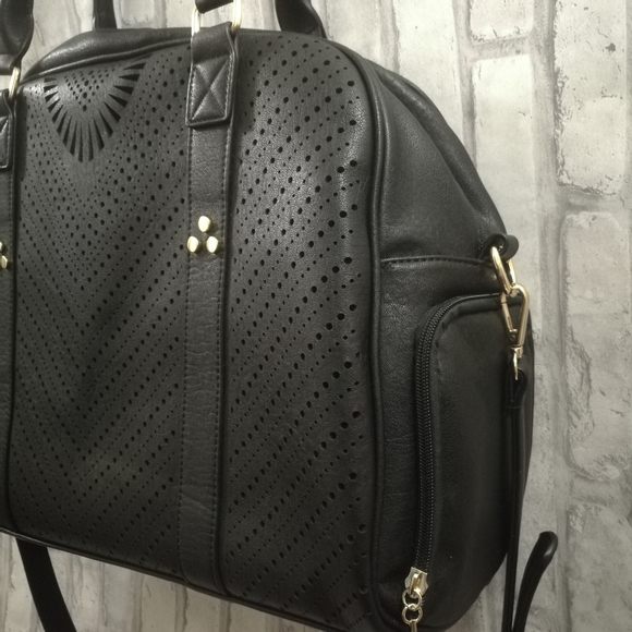 Jeane & Jax Perforated Weekender Bag - Picture 3 of 6
